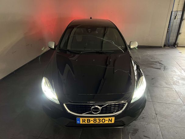 Volvo V40 D2 88 kW image number 40