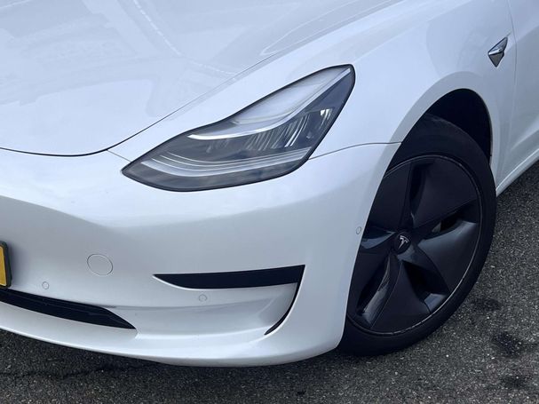 Tesla Model 3 60 Plus 175 kW image number 8