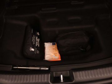 Car image 37