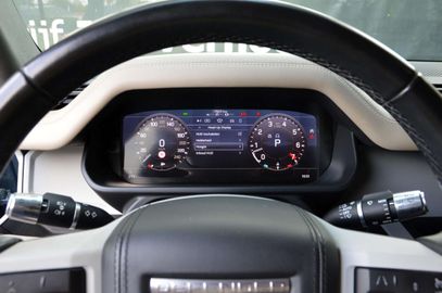 Car image 37