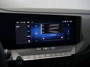 Car image 37