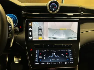 Car image 31