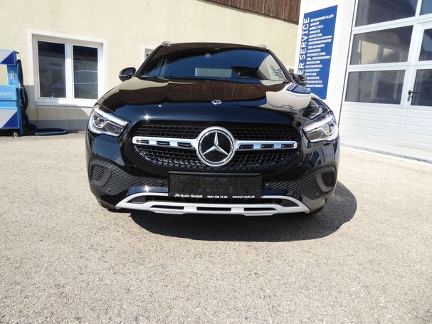 Mercedes-Benz GLA 200 d 4Matic 110 kW image number 3