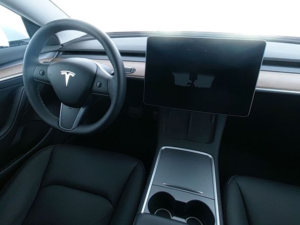 Tesla Model 3 208 kW image number 14