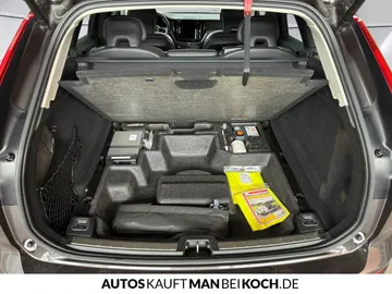 Car image 32