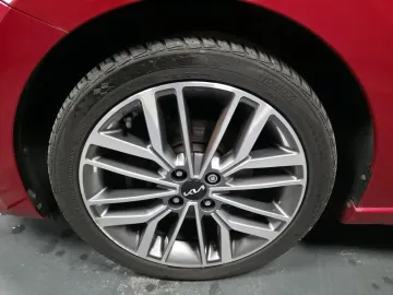 Car image 45