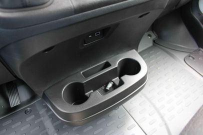 Car image 41