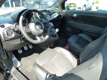 Car image 11