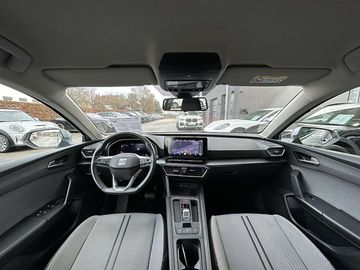 Car image 32