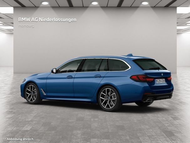 BMW 540i Touring xDrive 245 kW image number 6