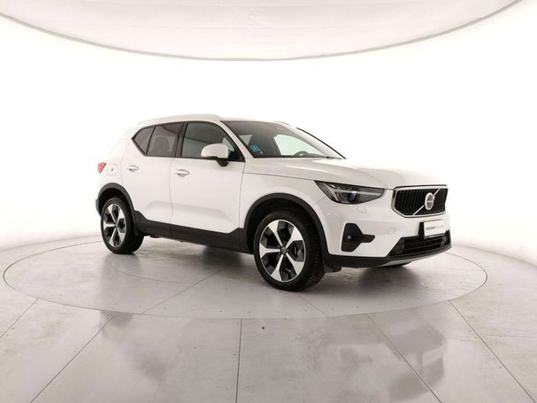 Volvo XC40 B3 Core 120 kW image number 6