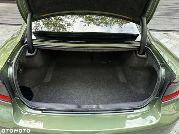 Car image 39