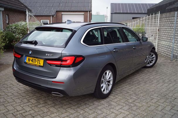 BMW 520i Touring 135 kW image number 50