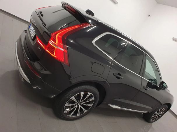 Volvo XC60 B4 Geartronic Inscription 145 kW image number 32