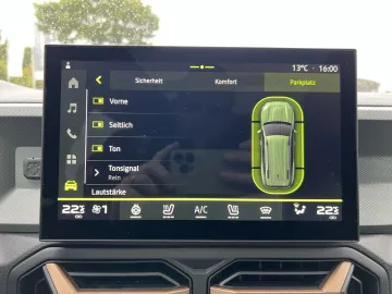 Car image 31