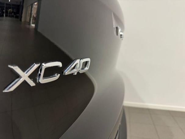 Volvo XC40 Recharge AWD 304 kW image number 11