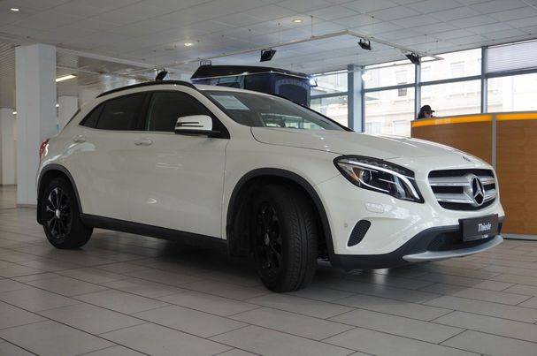 Mercedes-Benz GLA 180 7G-DCT Style 90 kW image number 3