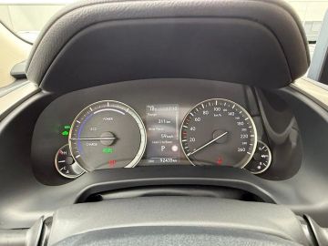 Car image 35