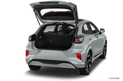 Car image 21
