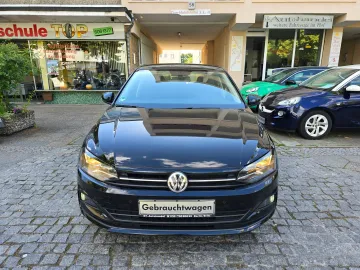 Car image 26