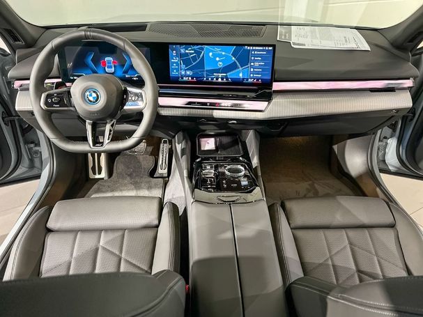 BMW i5 eDrive40 250 kW image number 9