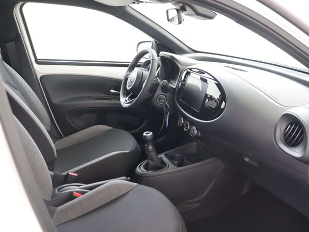 Toyota Aygo X 1.0 VVT-i 53 kW image number 28