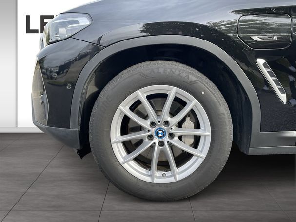 BMW X3 xDrive30e 215 kW image number 6