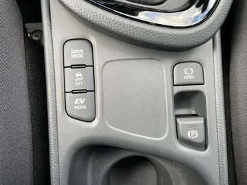 Car image 29