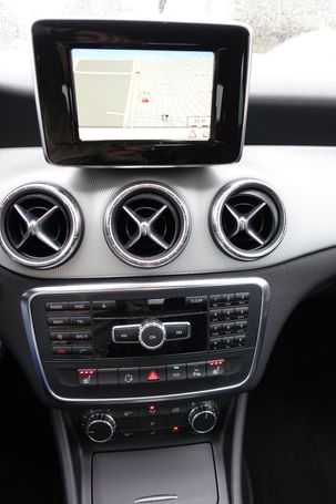 Mercedes-Benz CLA 180 90 kW image number 20