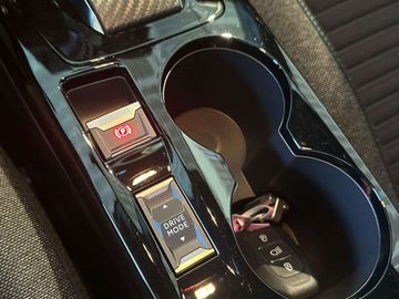 Car image 27