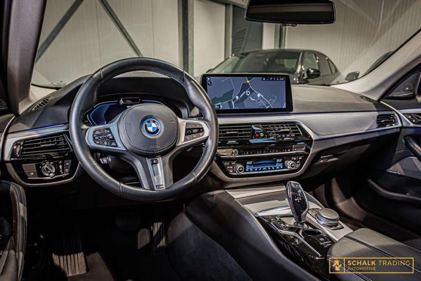 BMW 530 Touring 215 kW image number 38