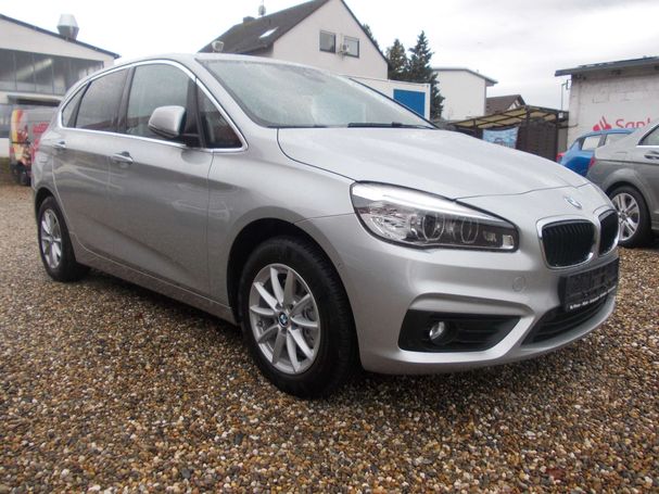 BMW 220i 141 kW image number 2