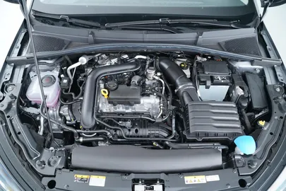 Car image 31