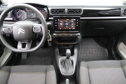 Car image 19