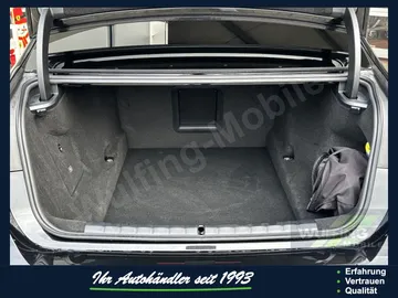 Car image 40