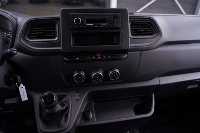 Car image 31