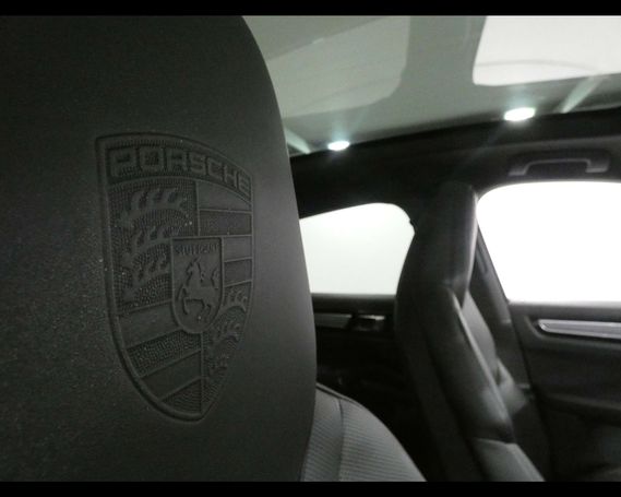 Porsche Cayenne Coupé E-Hybrid 340 kW image number 31