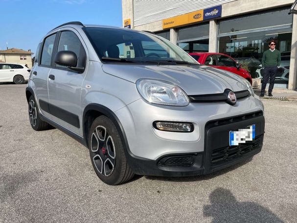 Fiat Panda 1.0 Hybrid City Life 51 kW image number 2