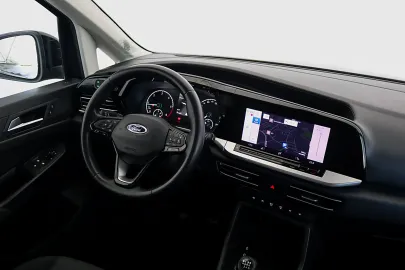 Car image 34