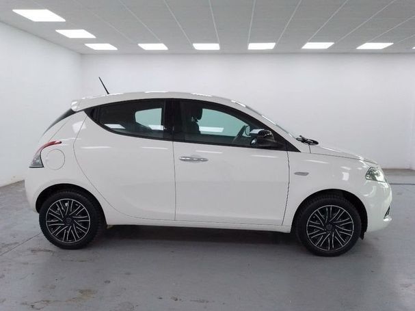 Lancia Ypsilon 51 kW image number 5