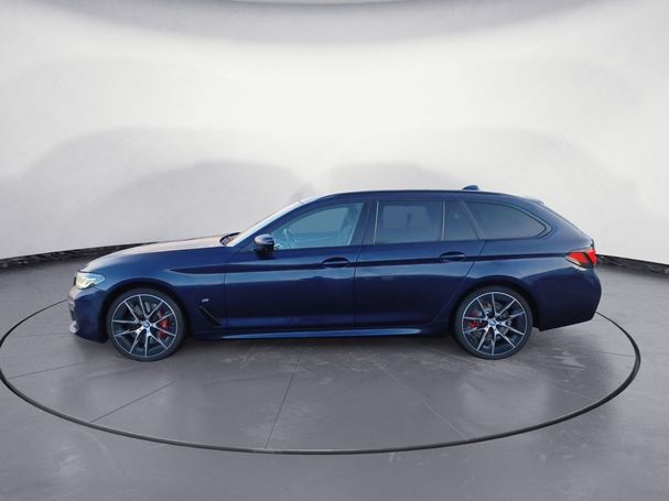 BMW 540d Touring xDrive 250 kW image number 4