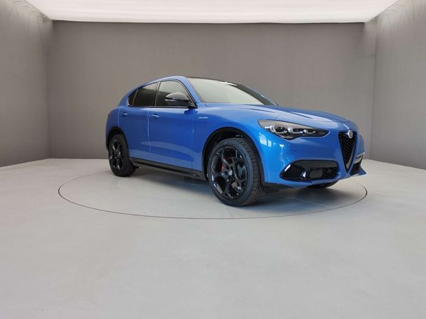 Alfa Romeo Stelvio 2.2 Q4 154 kW image number 4