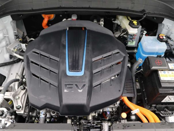 Hyundai Kona EV 150 kW image number 32