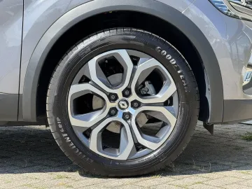 Car image 37