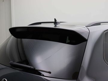 Car image 37