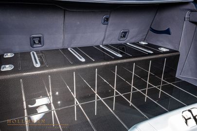 Car image 29