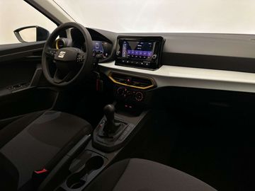 Car image 15