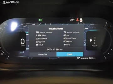 Car image 23