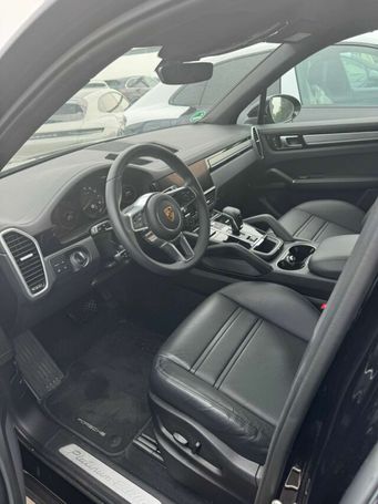 Porsche Cayenne E-Hybrid 340 kW image number 2