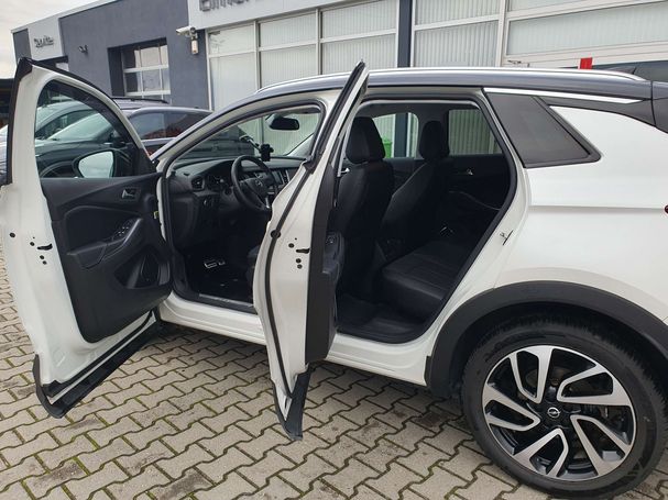 Opel Grandland X 2.0 Ultimate 130 kW image number 11